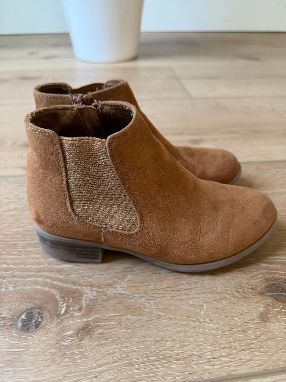 Kids Chelsea Ankle Boots in Brown